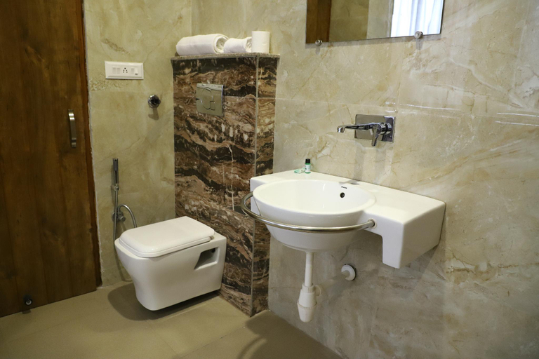 Bathroom, Ivory Hotel, Sahibzada Ajit Singh Nagar