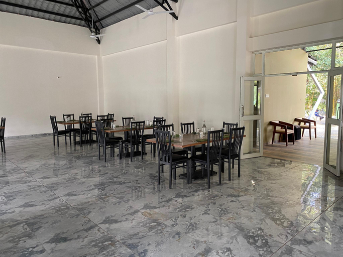 Food & Drinks 4, aaranya Resort by Vihasta, Seoni