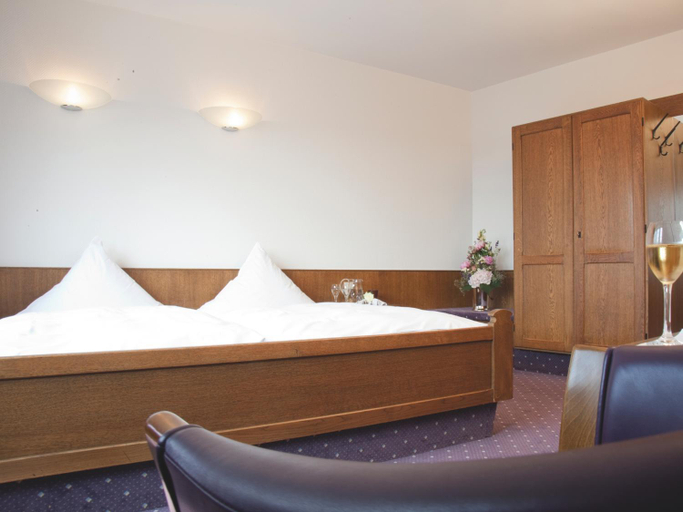 Bedroom 8