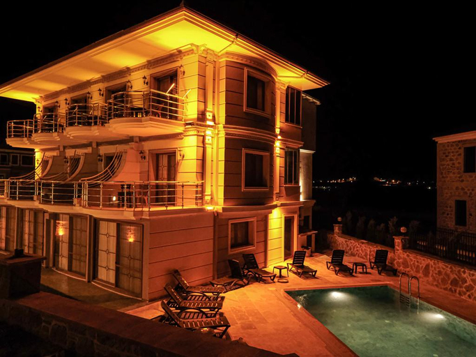 Others 3, Cunda Demir Otel, Ayvalık