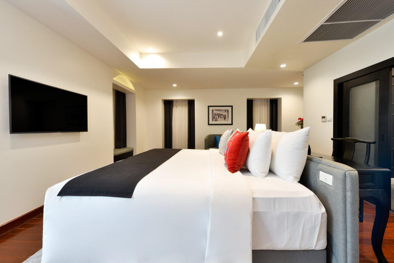 Bedroom 12