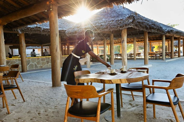 Food & Drinks 5, Bawe Island Resort, Magharibi