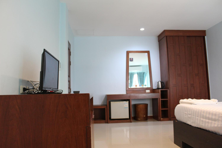 Bedroom 8