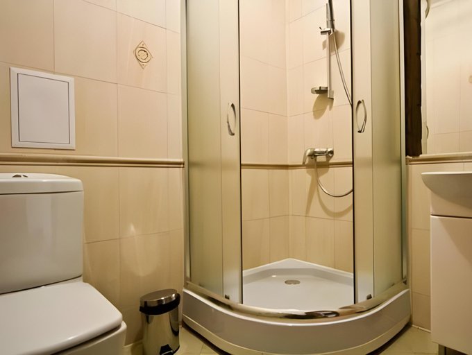 Bathroom 5, Shulc, Nadvirnians'kyi