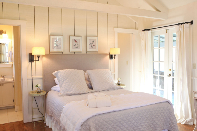 Bedroom 4, Hoffman Haus, Gillespie