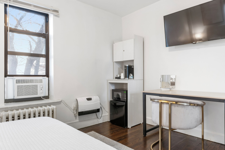 Others 4, Bay Ridge ApartHotel, New York