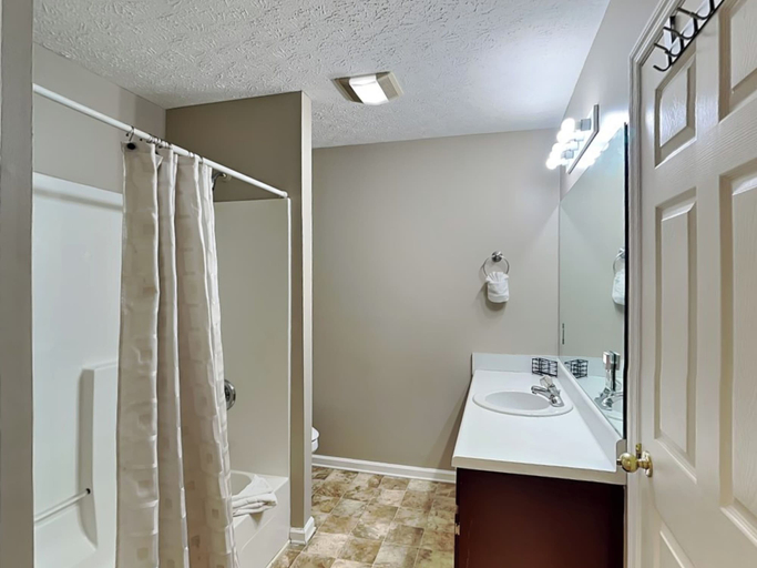 Bathroom 3, Gulf Six by Resort Collection, Bay