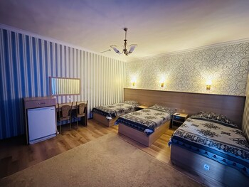 5, Hotel Ishonch, Oqdaryo