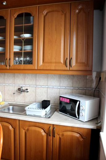 Others 4, Apartmanovy dom Stummerova, Topolcany