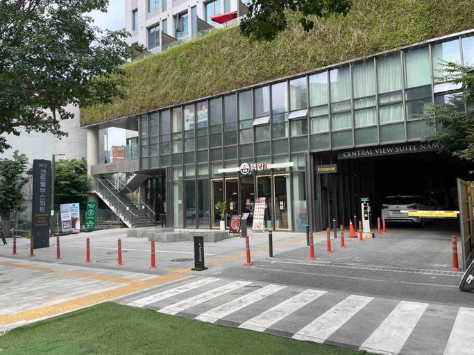 THE SHARE 명동 초고층view & Free GYM #지하철역 3분 #명동 10분, Jung