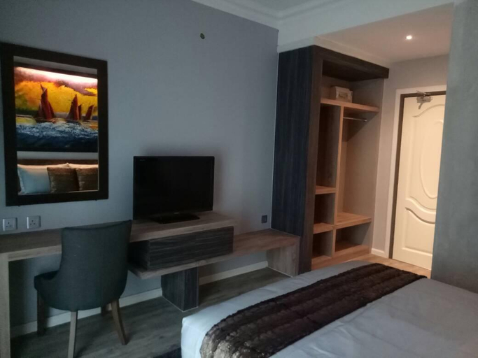 Bedroom 15