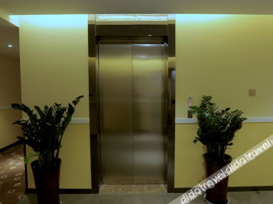Others 5, Homeinn, Nanjing