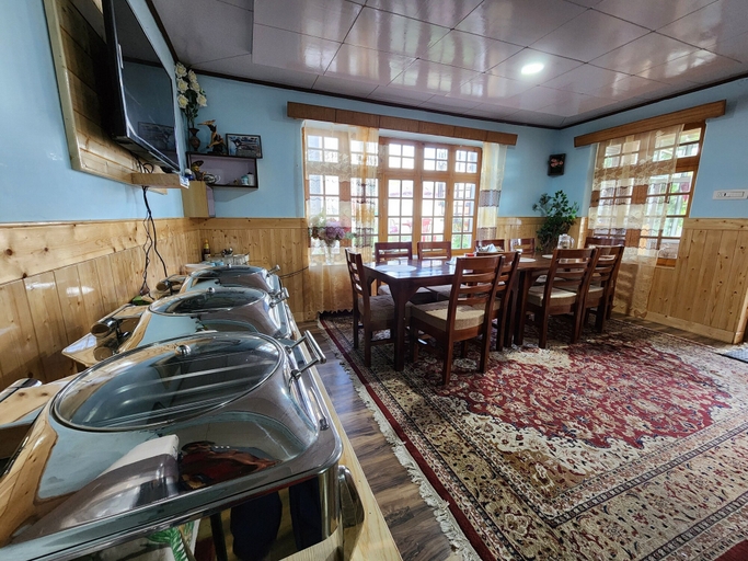 Food & Drinks 5, Yanglha Guest House, Leh
