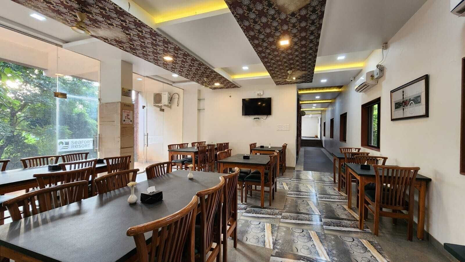 Food & Drinks 4, SeaFORT Beach Resort, Ratnagiri