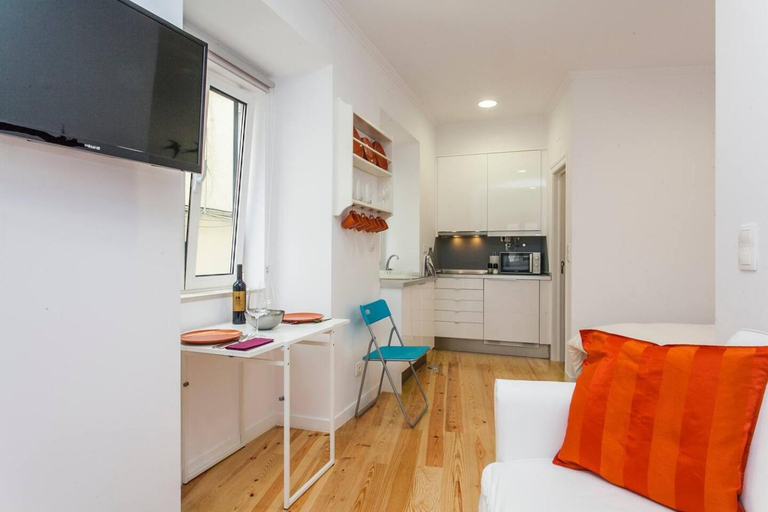 Others 5, WHome Hidden Gem in Alfama perfect to explore Lisbon, Lisbon