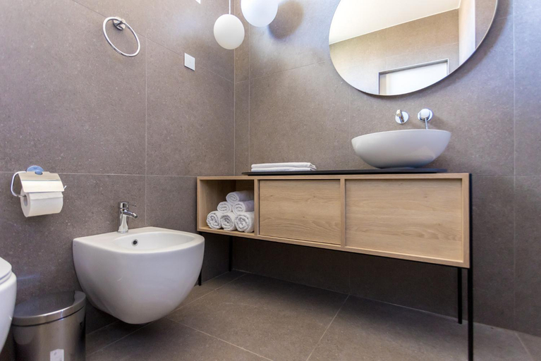 Bathroom 4, Villa Piano Residences, Malinska-Dubašnica