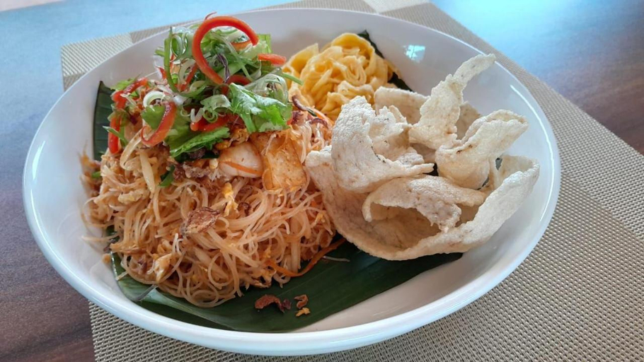 Food & Drinks 5, Garden Inn, Kinta