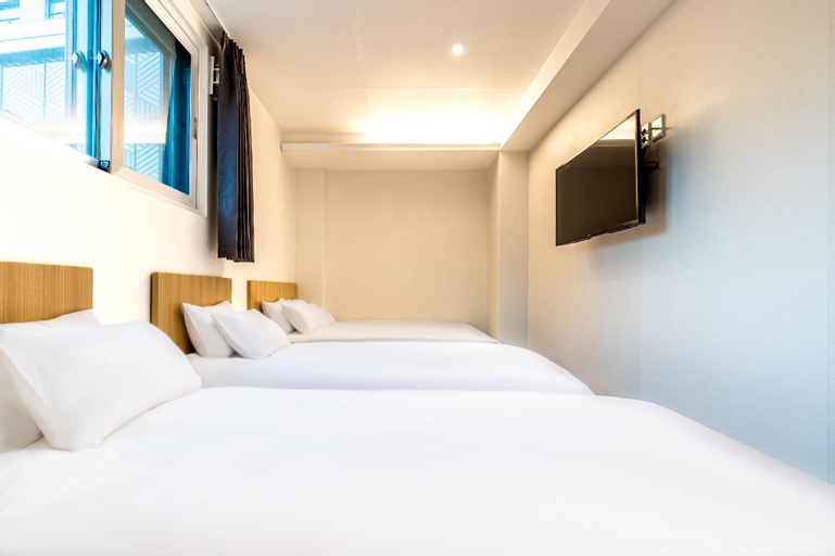 Bedroom 12