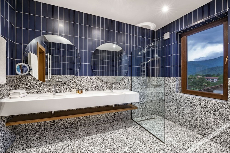 Bathroom 5, Lopota Lake Resort & Spa, Telavi