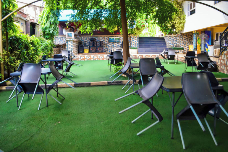 Food & Drinks 3, Nafelis Hotel Enugu, Enugu North