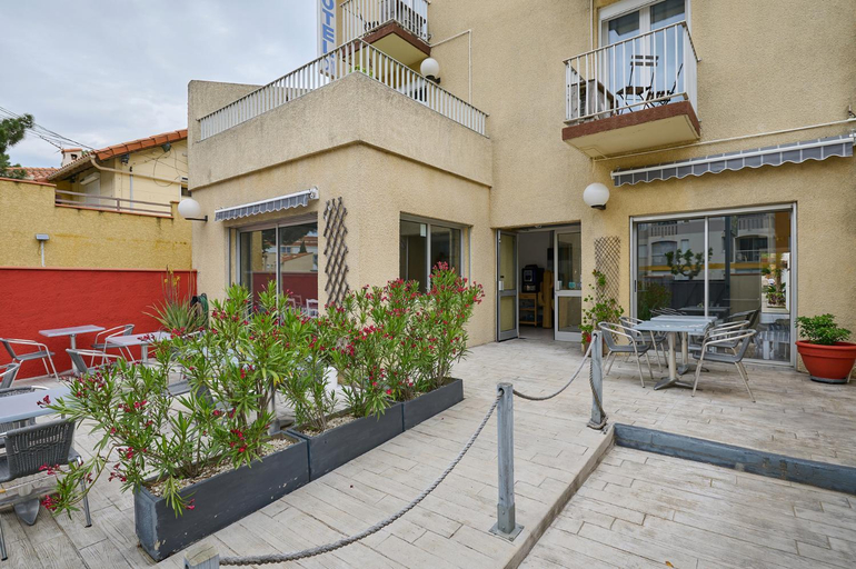 Others 4, Les Mimosas Hotel, Pyrénées-Orientales