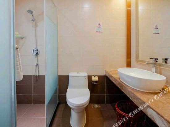 Golden Lotus Herton Seaview, Haikou