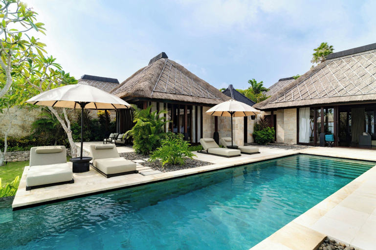 Swimming Pool 2