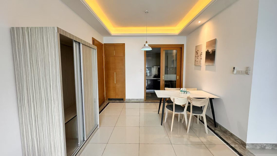 Dining Room 5