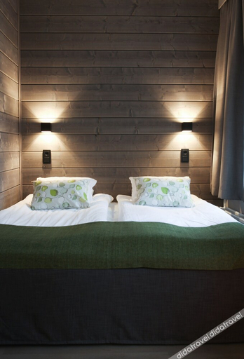 Bedroom 2, Hotel Metsähirvas, Lapland