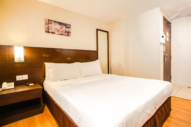 Bedroom 13