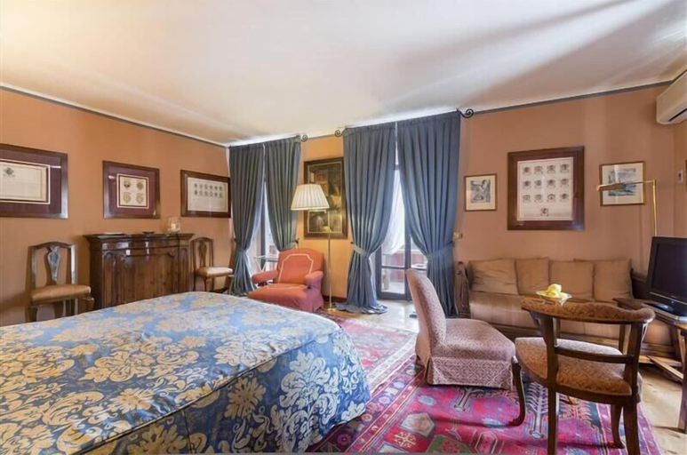 Bedroom 4, Locanda San Vigilio, Verona