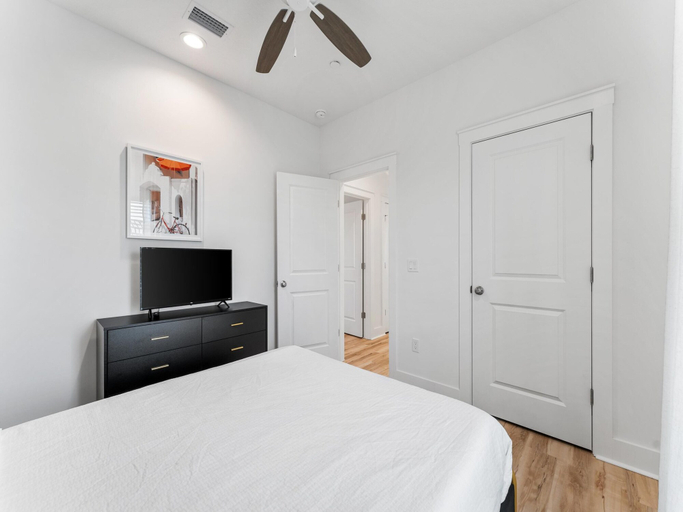 Bedroom 3, Coastal Haven C by Resort Collection, Bay