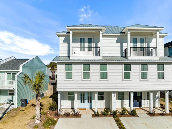 Exterior & Views 2, Coastal Haven A by Resort Collection, Bay