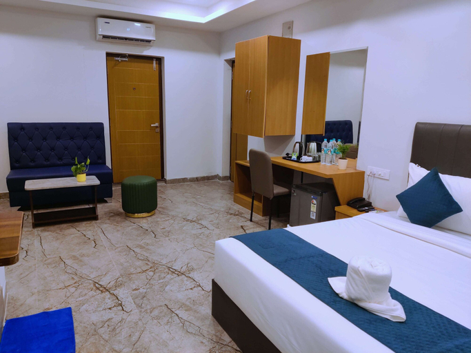 Bedroom 3, Yellow Sapphire Hotel Gachibowli, Hyderabad