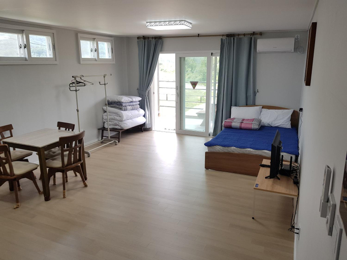 Bedroom 4, Guesthouse Gilson, Goseong