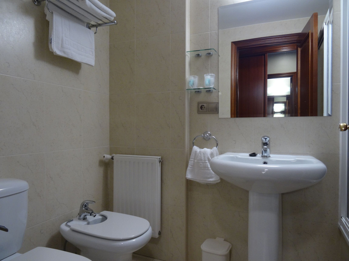Bathroom, Hotel Akelarre, A Coruña