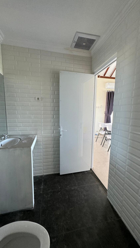 Bathroom 1, Villa Orion Sundak, Gunung Kidul