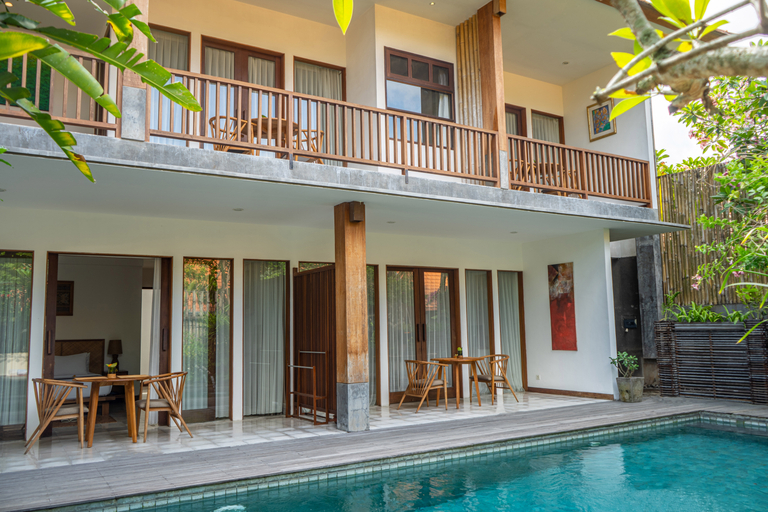 Swimming Pool 15