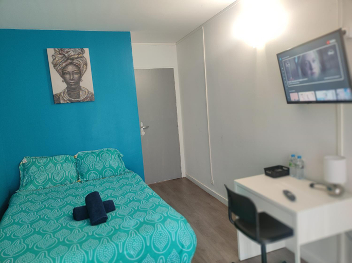 Others 2, Paris cosy private room with shared space - Chambre privee avec espace commun Paris, Val-de-Marne