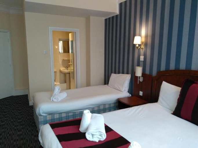 Bedroom 5, The Crown Hotel, Stoke-on-Trent