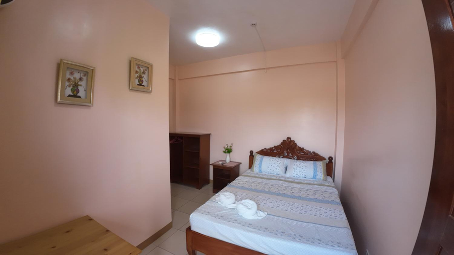 Bedroom 2, Queenslander Hotel and Restaurant, Alaminos City
