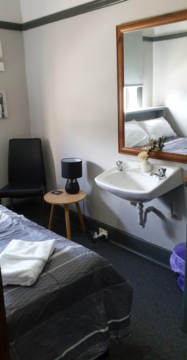Others, Club Hotel Warragul, Baw Baw  - Pt B West