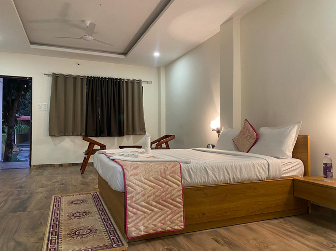 Bedroom 2, aaranya Resort by Vihasta, Seoni