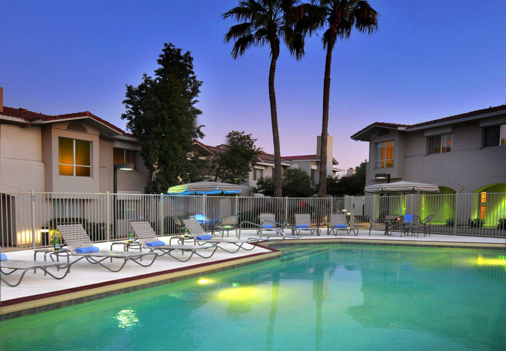 Sport & Beauty, Sonesta ES Suites Tempe, Maricopa