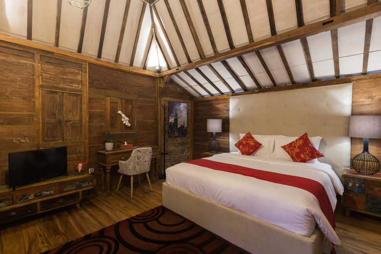 Bedroom 18