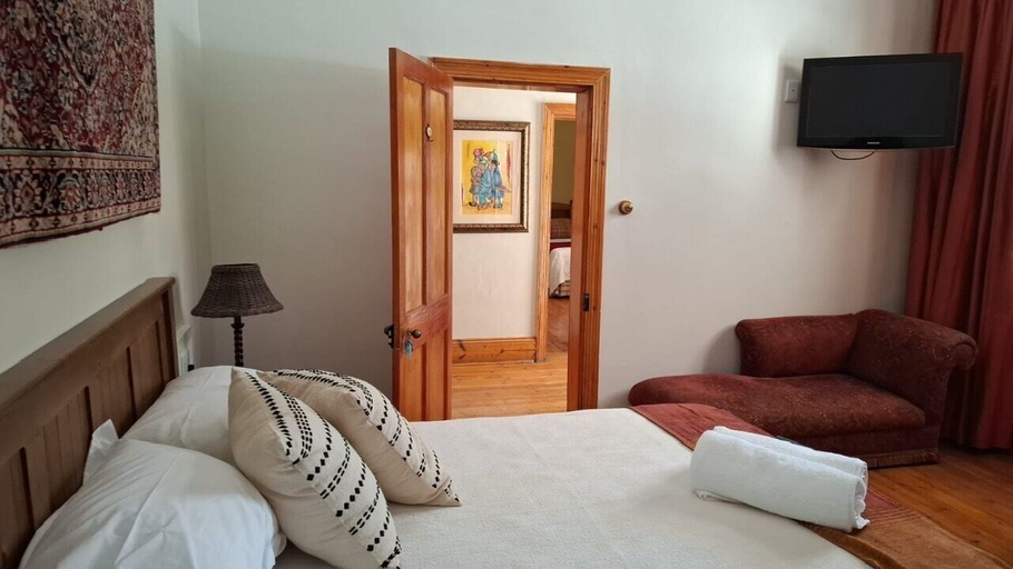 Bedroom 2, Sundays Karoo Guesthouse, Cacadu