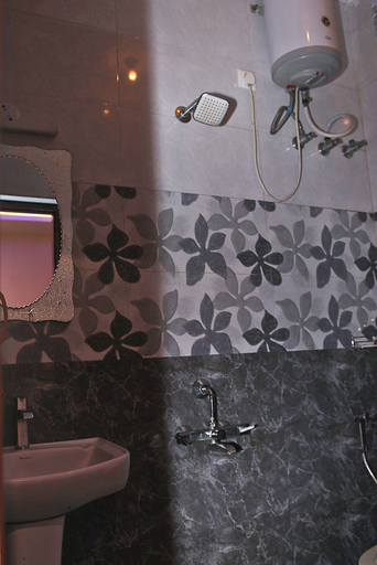 Bathroom 3, Magic Mist Resort A Boutique Resort, The Nilgiris
