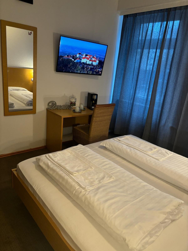 Bedroom 3, OverNight Hotel Hamburg, Hamburg