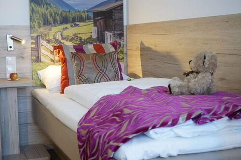 Bedroom 14