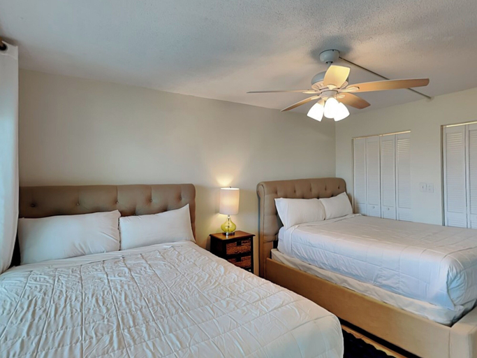Bedroom 3, Regency Towers by Resort Collection, Bay